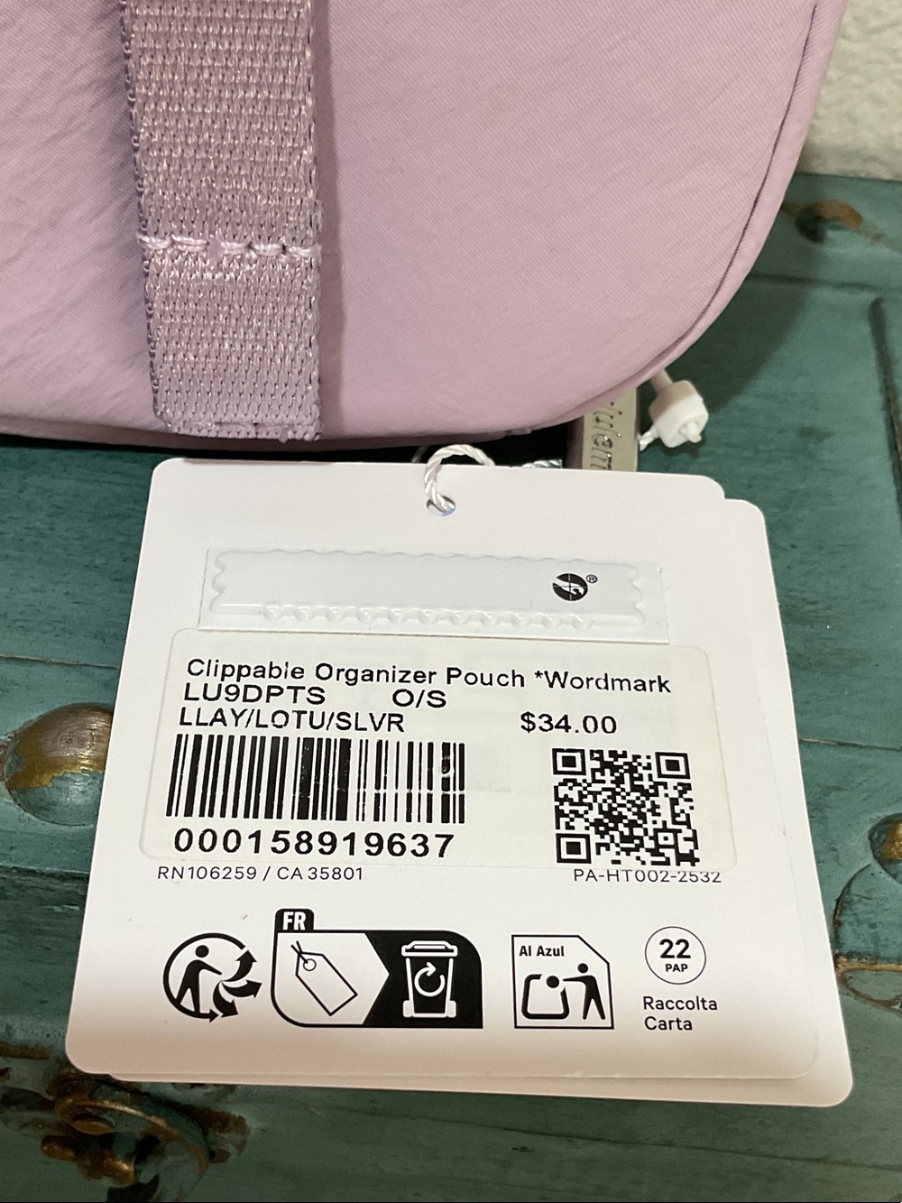 lululemon athletica Clippable Organizer Pouch - LLAY/LOTU - Picture 3 of 6